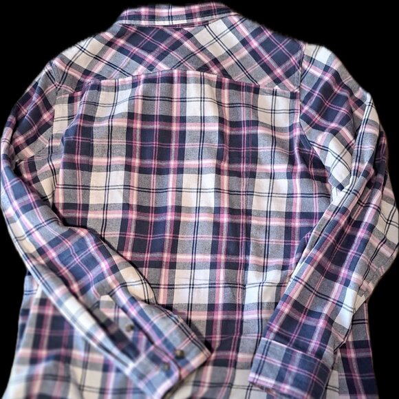 LARGE Flannel plaid button down tops, bundle of 3 - Picture 4 of 16